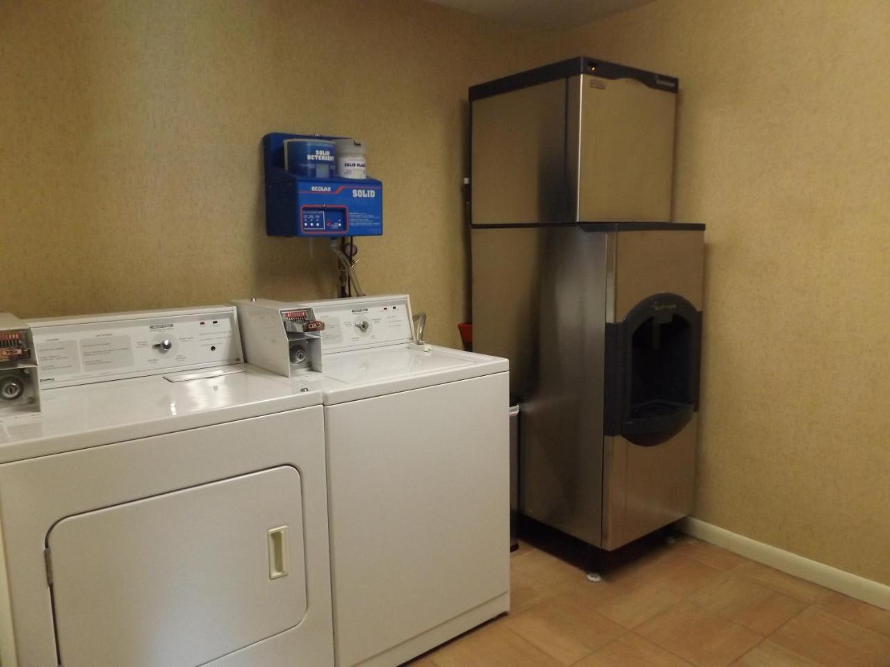 Windjammer Lodge Ogdensburg Dış mekan fotoğraf